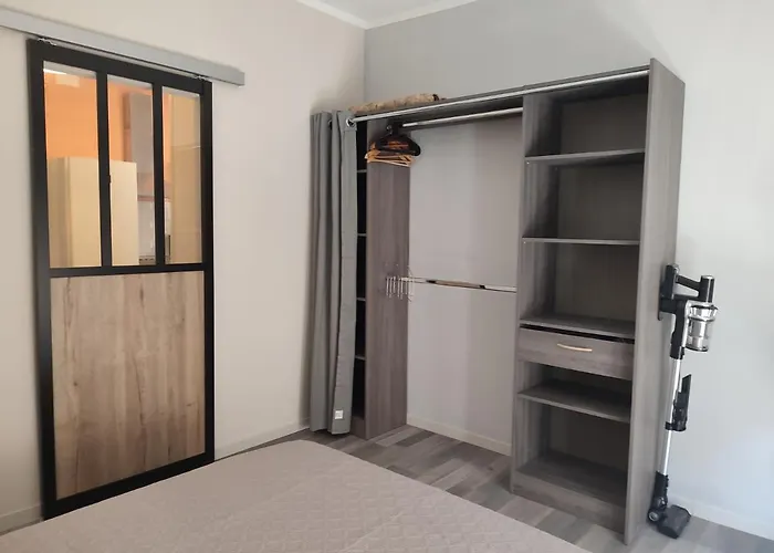 Location T3 A * Sète